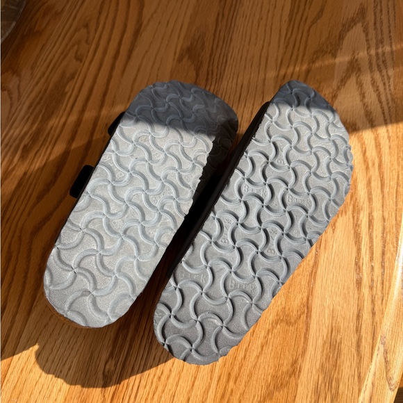 Women’s Birkenstock Sandals - Picture 5 of 5